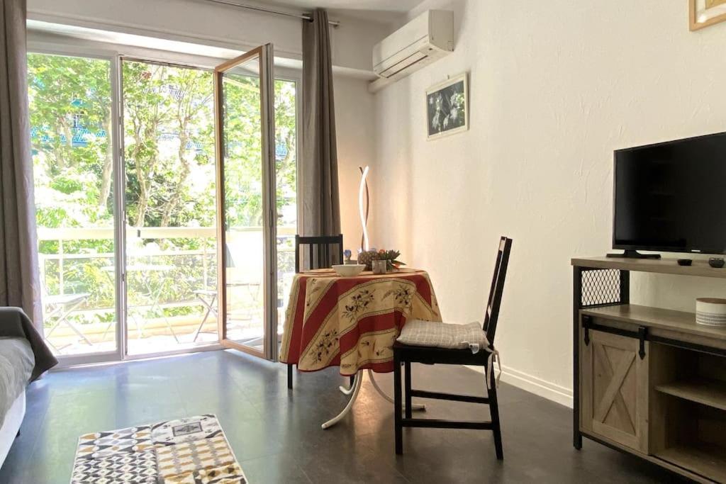 Studio Balcon, Centre Ville, Proximite Plages, Commerces, Restaurants, Musees... Antibes Exterior foto