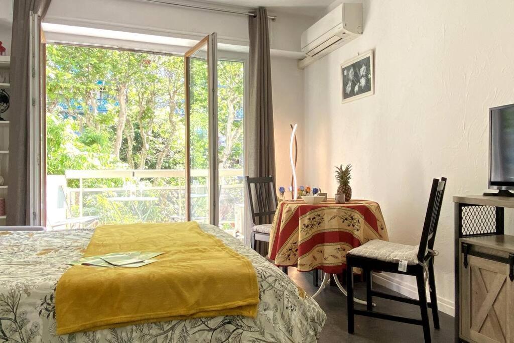 Studio Balcon, Centre Ville, Proximite Plages, Commerces, Restaurants, Musees... Antibes Exterior foto